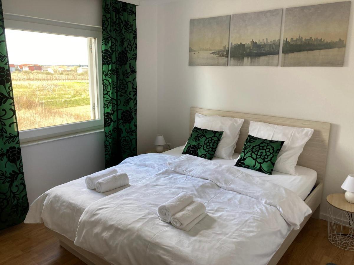 Apartmani Dorijan Врси Екстер'єр фото