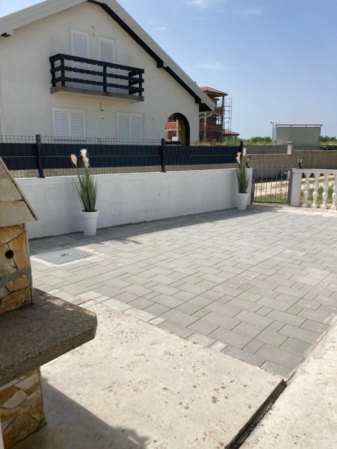 Apartmani Dorijan Врси Екстер'єр фото